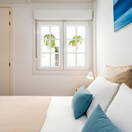 Апартаменти Hidalgos Hideaway - La Caleta Адехе