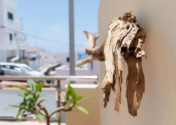 Hidalgos Hideaway - La Caleta *