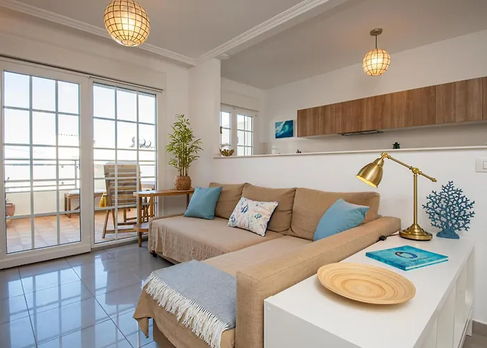 Hidalgos Hideaway - La Caleta Адехе