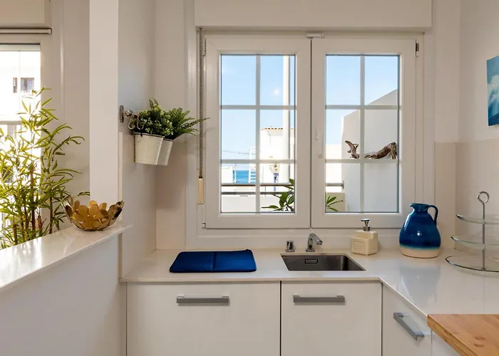 Hidalgos Hideaway - La Caleta