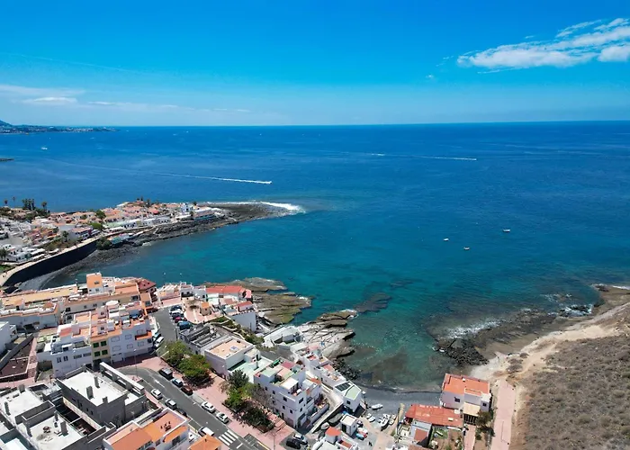 Hidalgos Hideaway - La Caleta